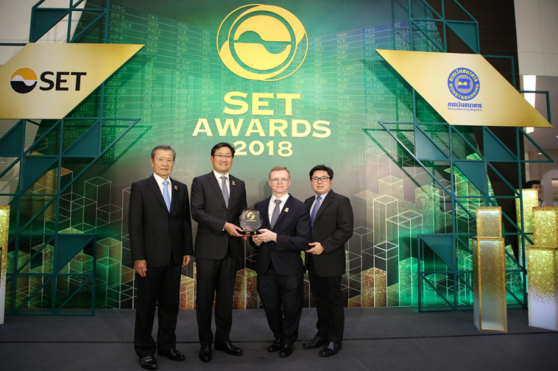 SetAwards_Pic