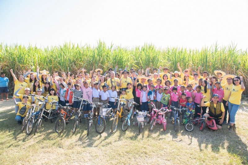 givehome-givehug-3-bike