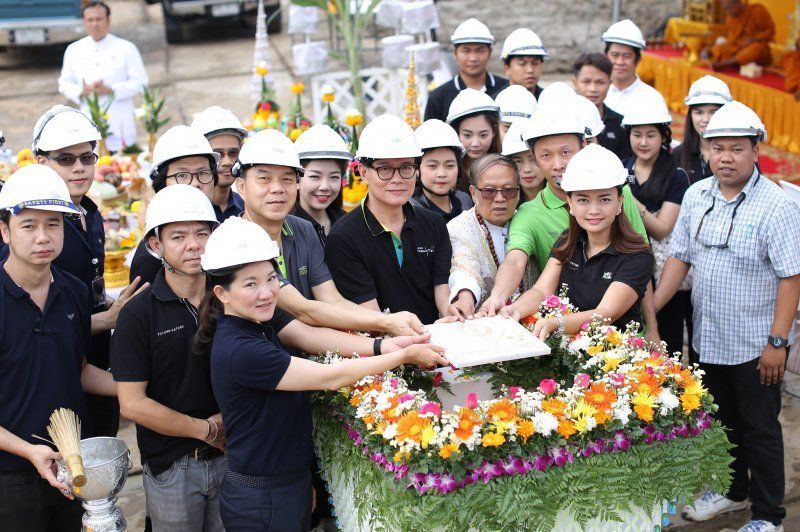 อนันดาฯ วางศิลาฤกษ์โครงการ ไอดีโอ โมบิ สุขุมวิท 40